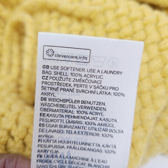 Divided H&M | Women's Mustard Color Weaved Scarf With Tassels (One Size) - Picture 4 of 10